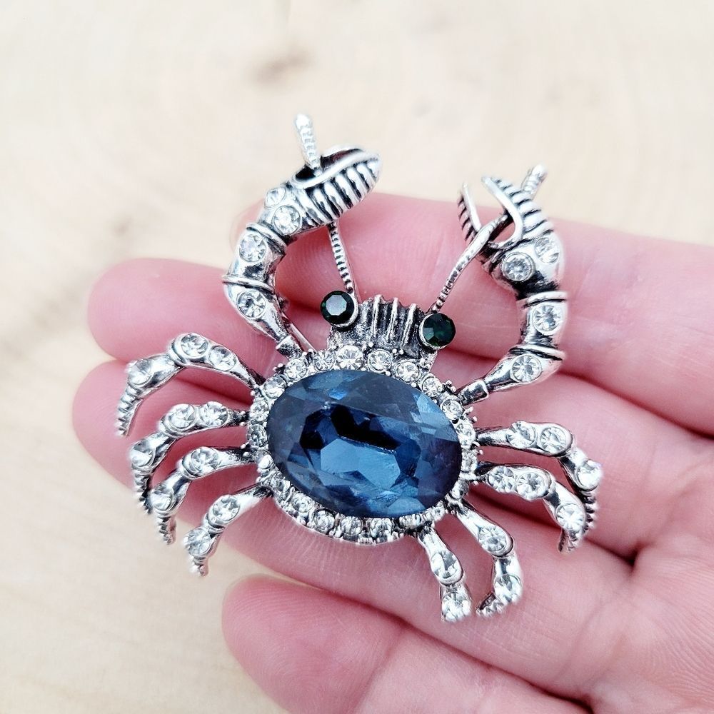 Brand New Silver Crab Blue Rhinestone Brooch Pin